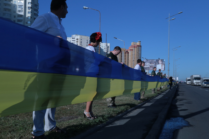 У Києві розгорнули найдовший український прапор